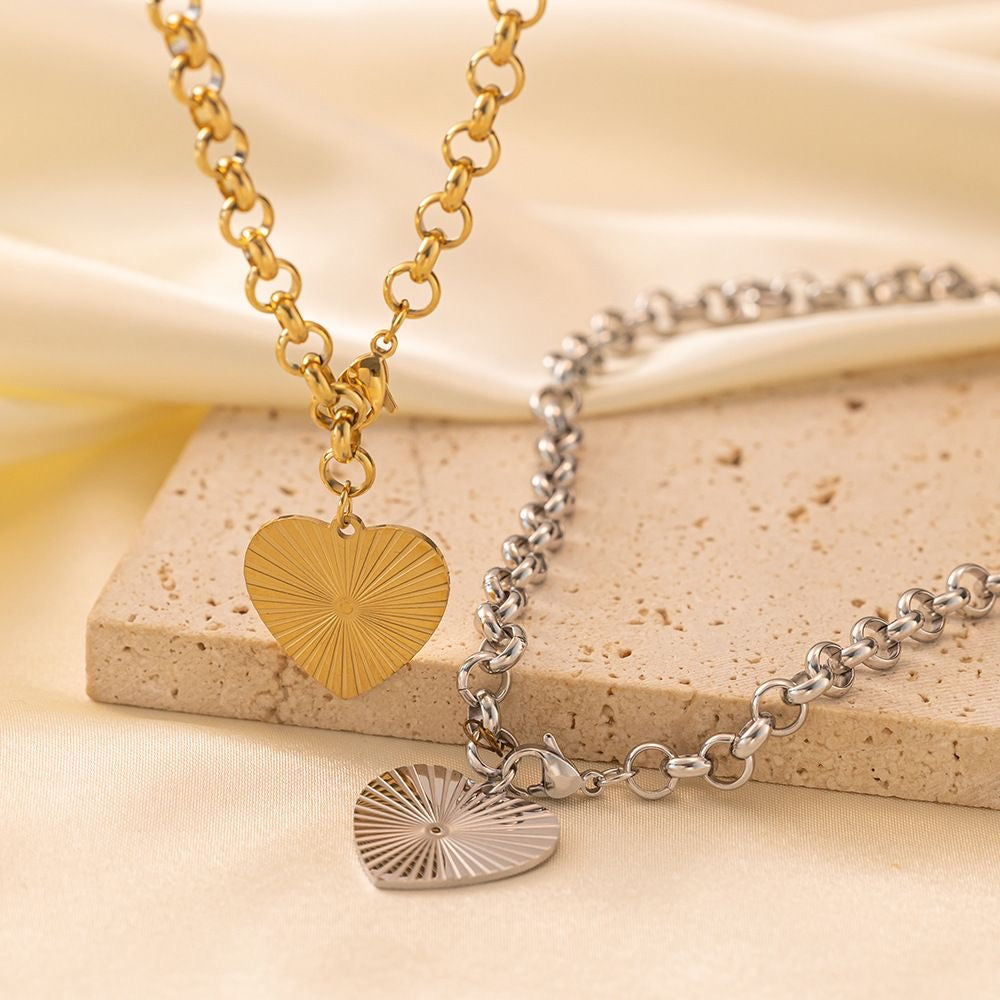 Get trendy with Ella - available at Alma Ireland. Grab yours for €24.99 today!