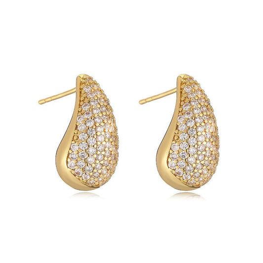 Get trendy with Shine Earrings -  available at Alma Ireland. Grab yours for €19.99 today!