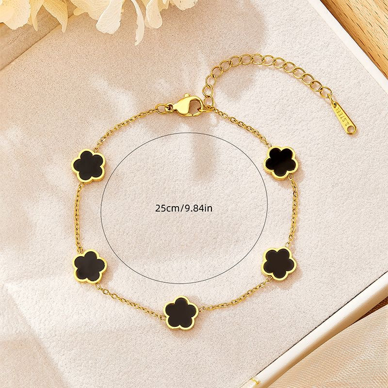 Get trendy with Flower bracelet -  available at Alma Ireland. Grab yours for €21.99 today!